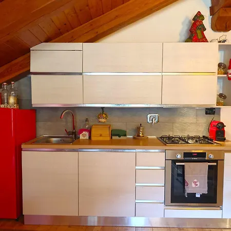 Hostdomus - Delle Nevi Traverses