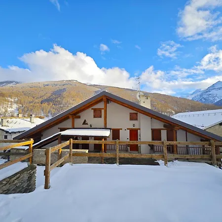 Hostdomus - Delle Nevi * Traverses